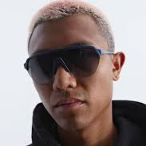 District Vision x Reigning Champ Nagata Speed Blade Sunglasses Navy (unisex)